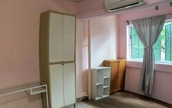 Blk 240 Lorong 1 Toa Payoh (Toa Payoh), HDB Executive #569783381